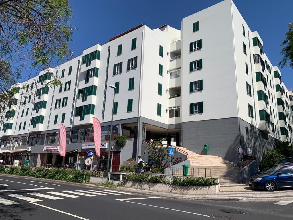 Madeira, 3 Bedroom Apartment With Ocean Views In Funchal Exterior photo
